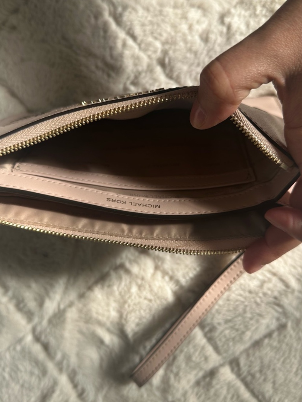 Michael Kors Blush Pink LOVE Wristlet Clutch - Picture 4 of 6